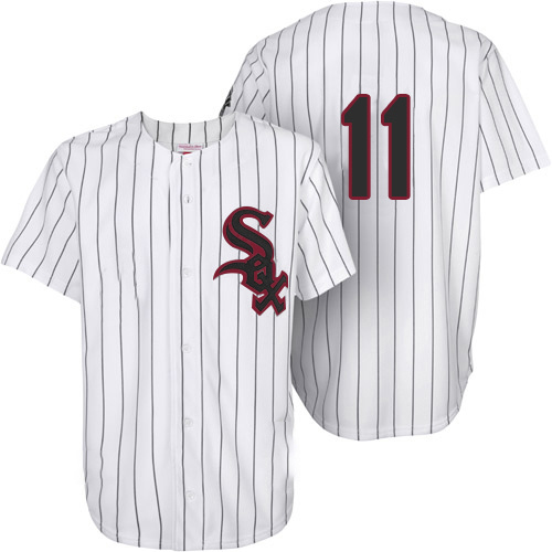 Replica Luis Aparicio Men's Chicago White Sox White Throwback Jersey Replica Luis Aparicio Men's Chicago White Sox White Throwback Jersey